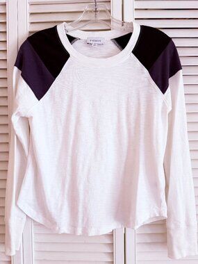 Evereve cotton longsleeeve T